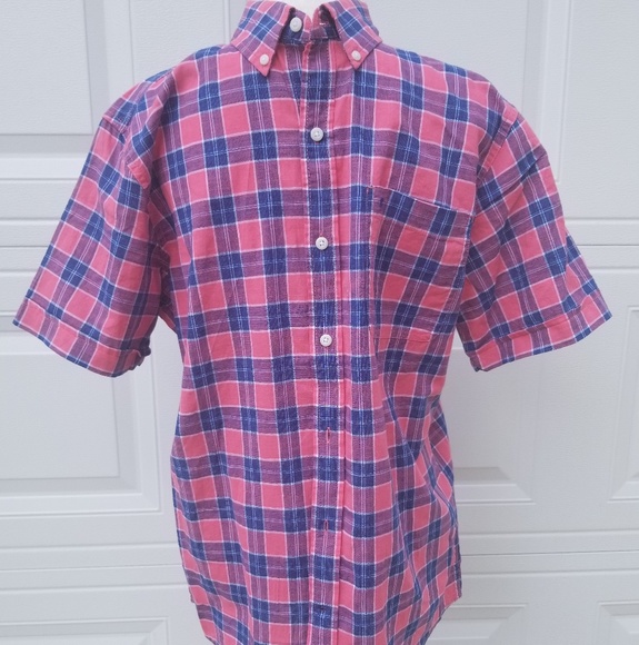 Izod Other - 🐊 IZOD Seaport Men's Button Down Shirt Medium